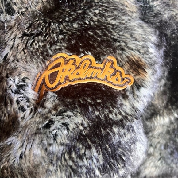 AKDMKS Akademiks Reversible Faux Fur Coat - Picture 5 of 14